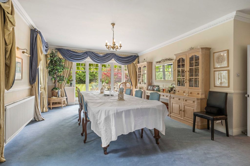 Additional image 18 of 6 bed detached house for saleGreenway, Hutton Mount, Brentwood CM13