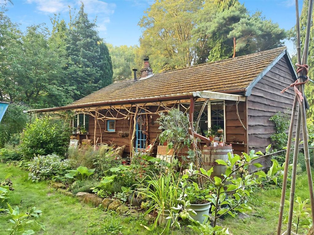 Property photo 1 of 44