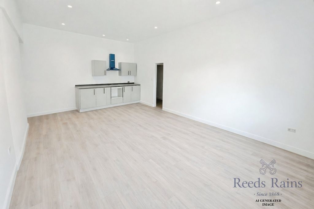 Property photo 1 of 9 Picture No. 11