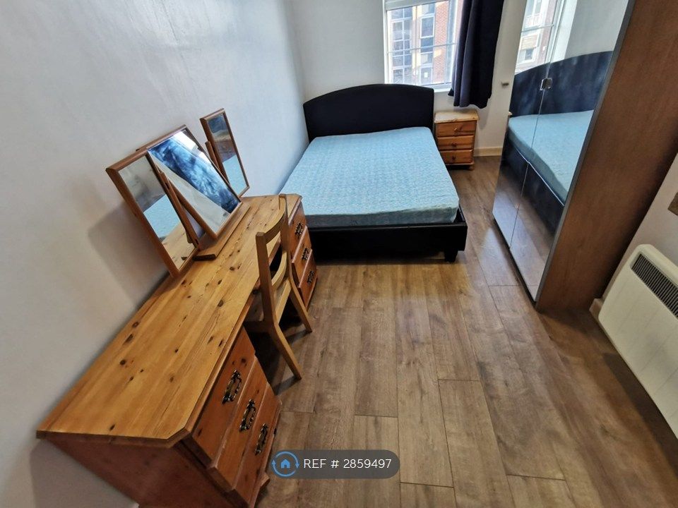 Property photo 3 of 29 Double Bedroom Towards The Window