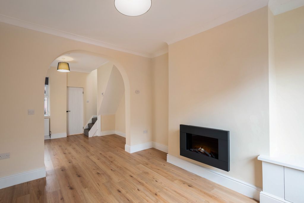 Property photo 2 of 10 Picture 2