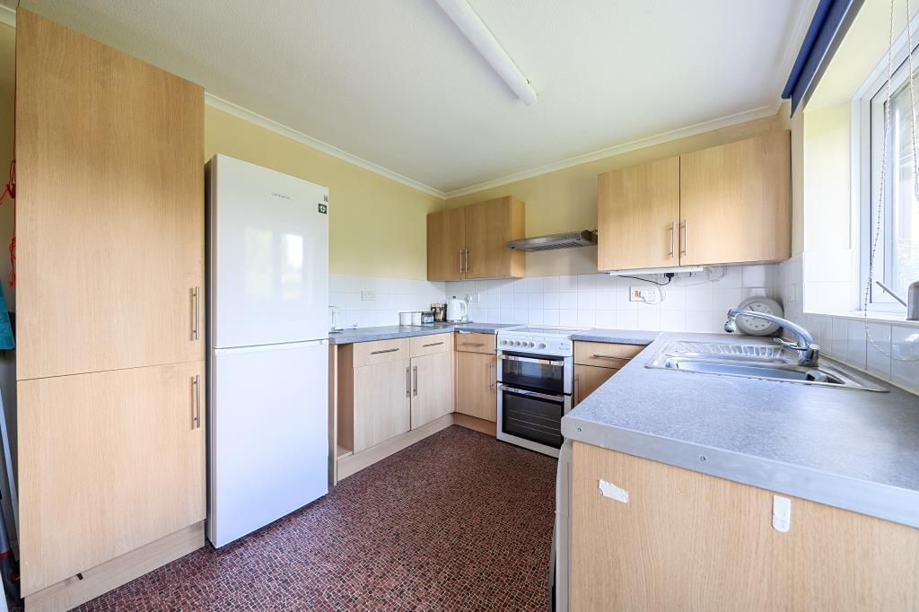 Property photo 2 of 20 Kitchen