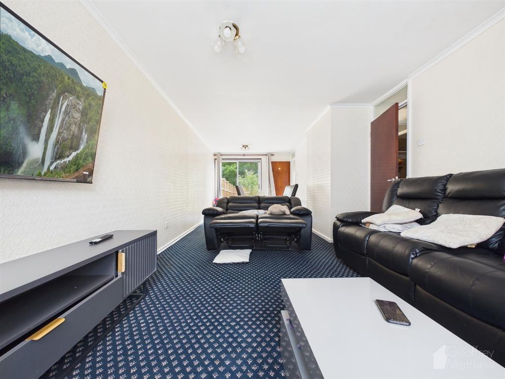 Property photo 3 of 14 Cam02365G0-Pr0492-Still006.Jpg