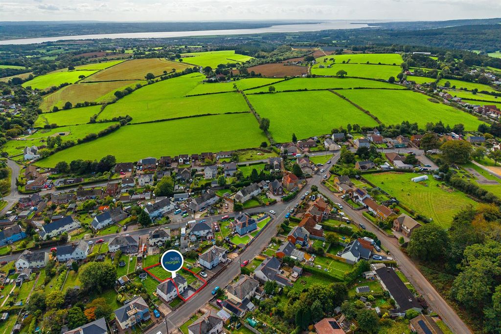 Property photo 2 of 19 10 Slade Road, Yorkley, Lydney, Forest Of Dean Gl1