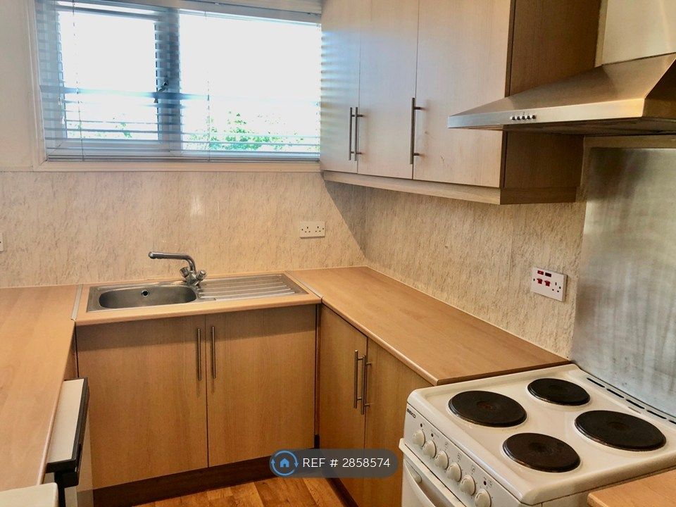 Property photo 1 of 4