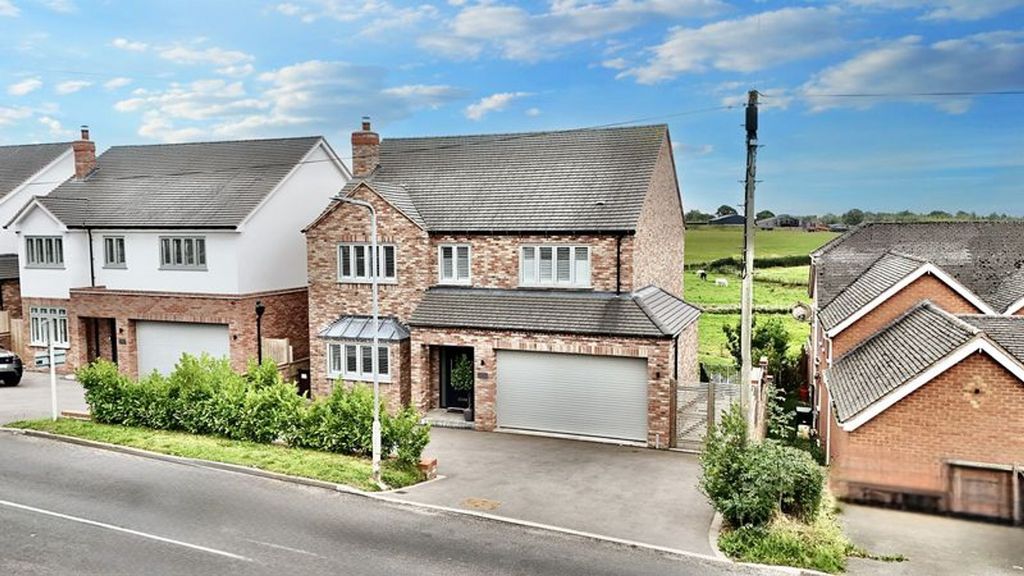 Property photo 1 of 33