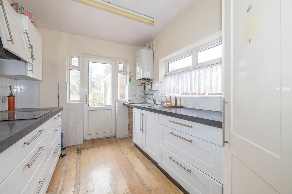 Property photo 3 of 11 Picture 3