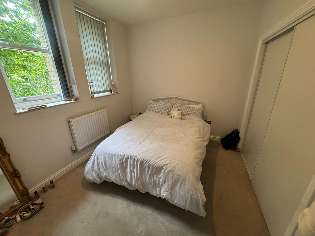 Property photo 3 of 7 Gallery