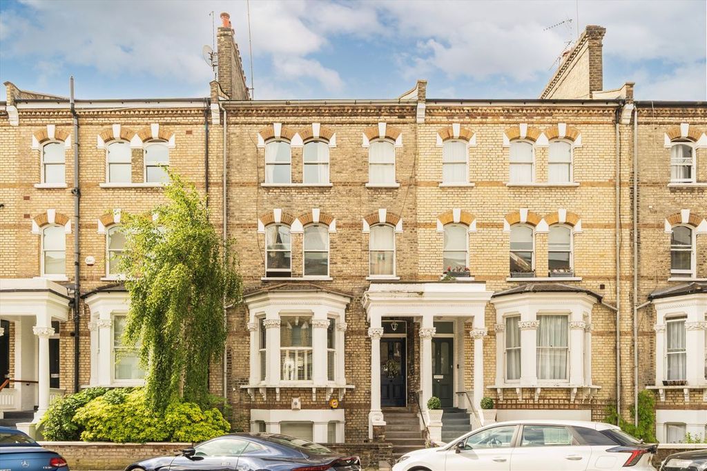Property photo 1 of 7