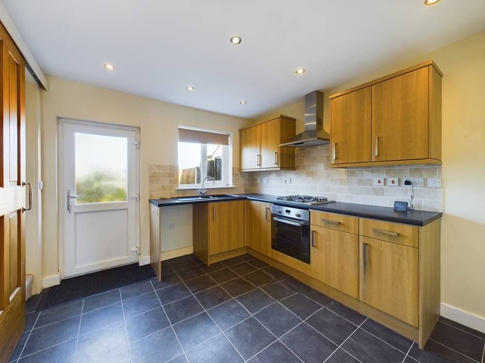 Property photo 3 of 7 2539775