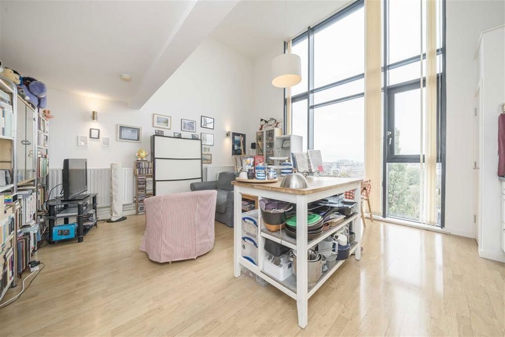 Property photo 2 of 4