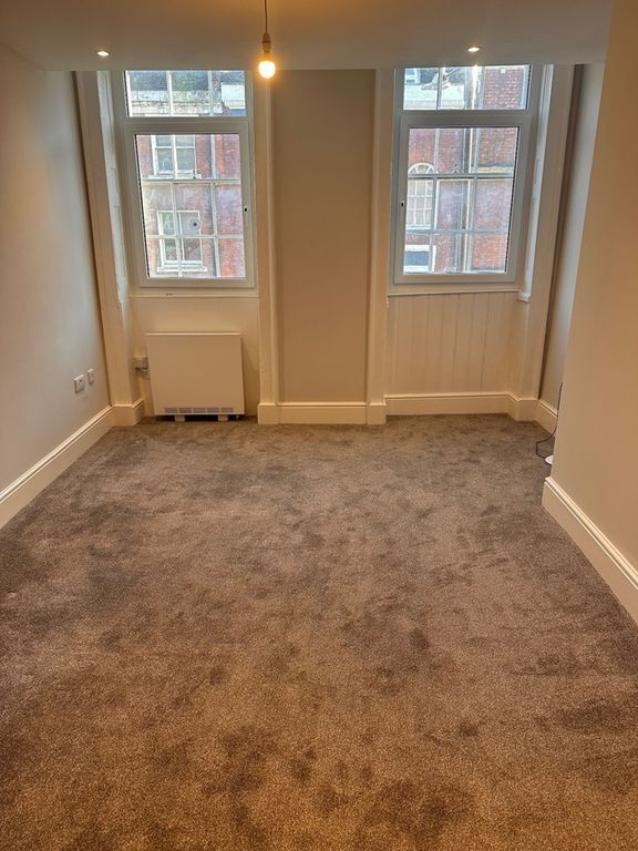 Property photo 3 of 5 Living Room