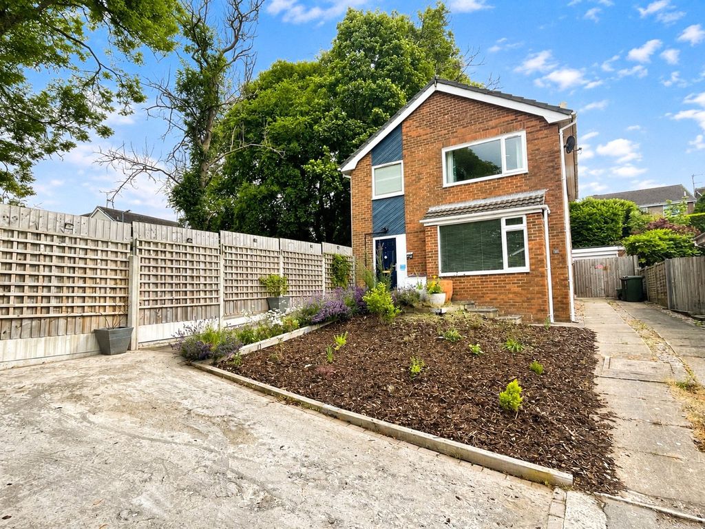 Property photo 1 of 30 External