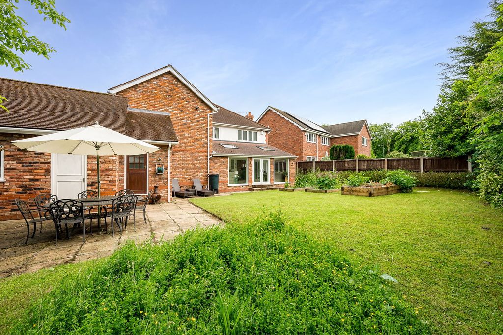 Property photo 2 of 18