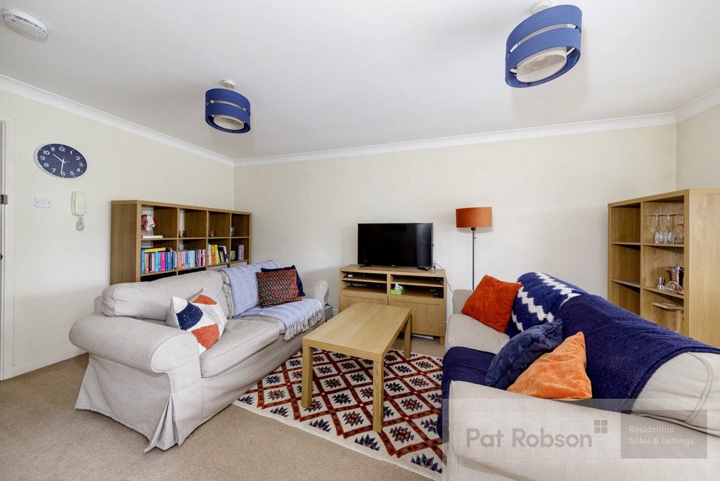 Property photo 3 of 12 Picture 3