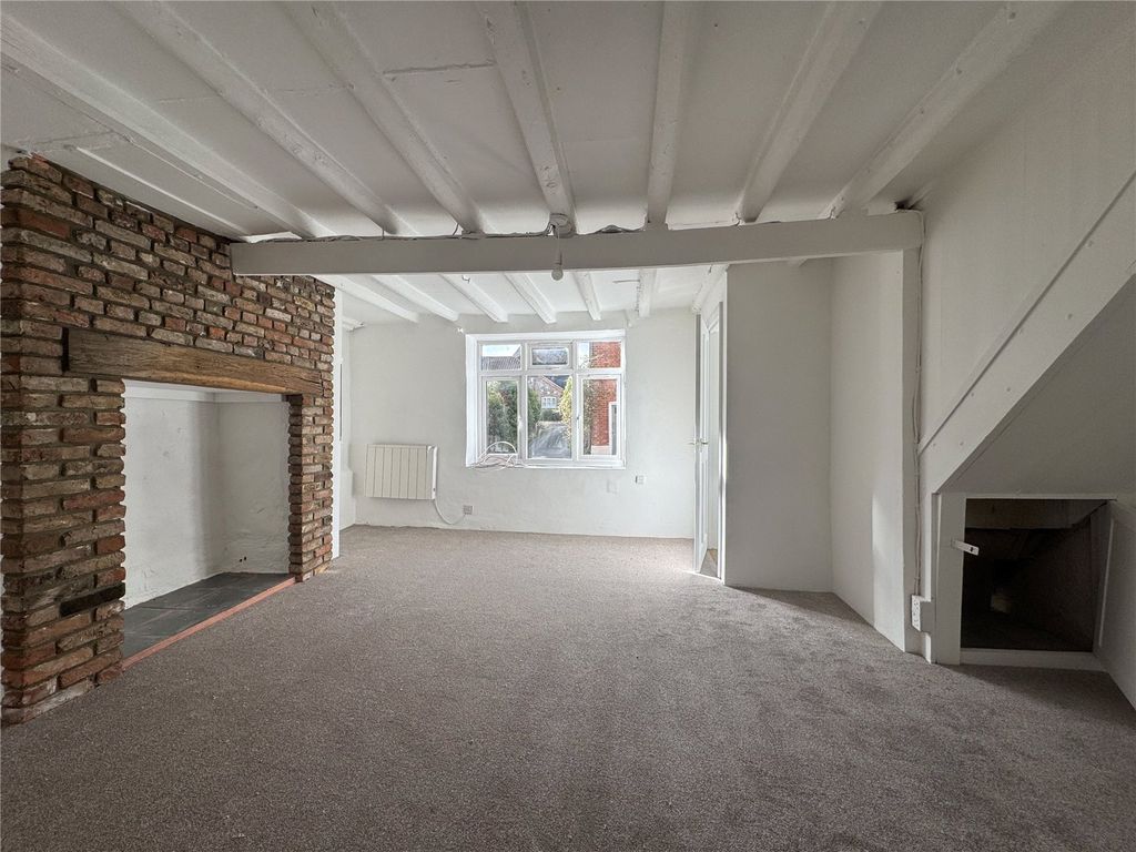 Property photo 2 of 17 Picture No. 20