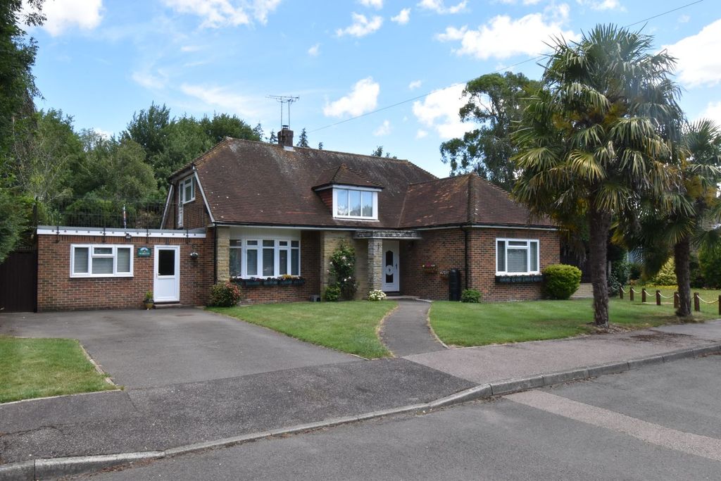 Property photo 1 of 23