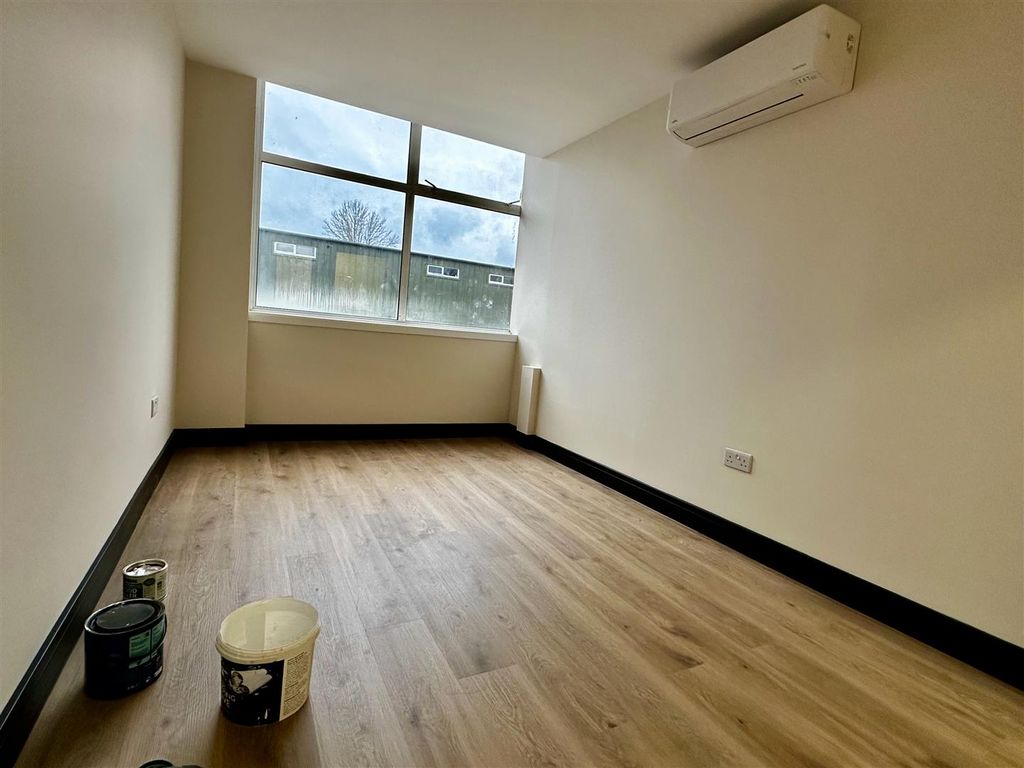 Property photo 3 of 5 Img_5182.Jpeg