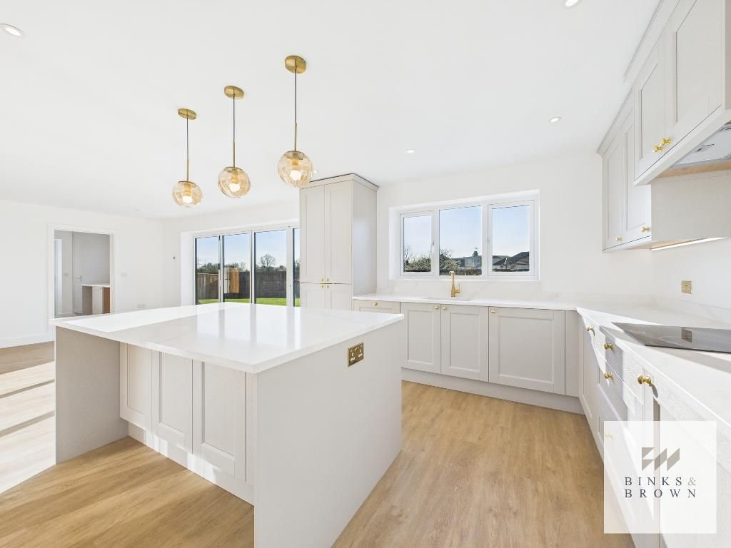 Property photo 3 of 8 Photo 3