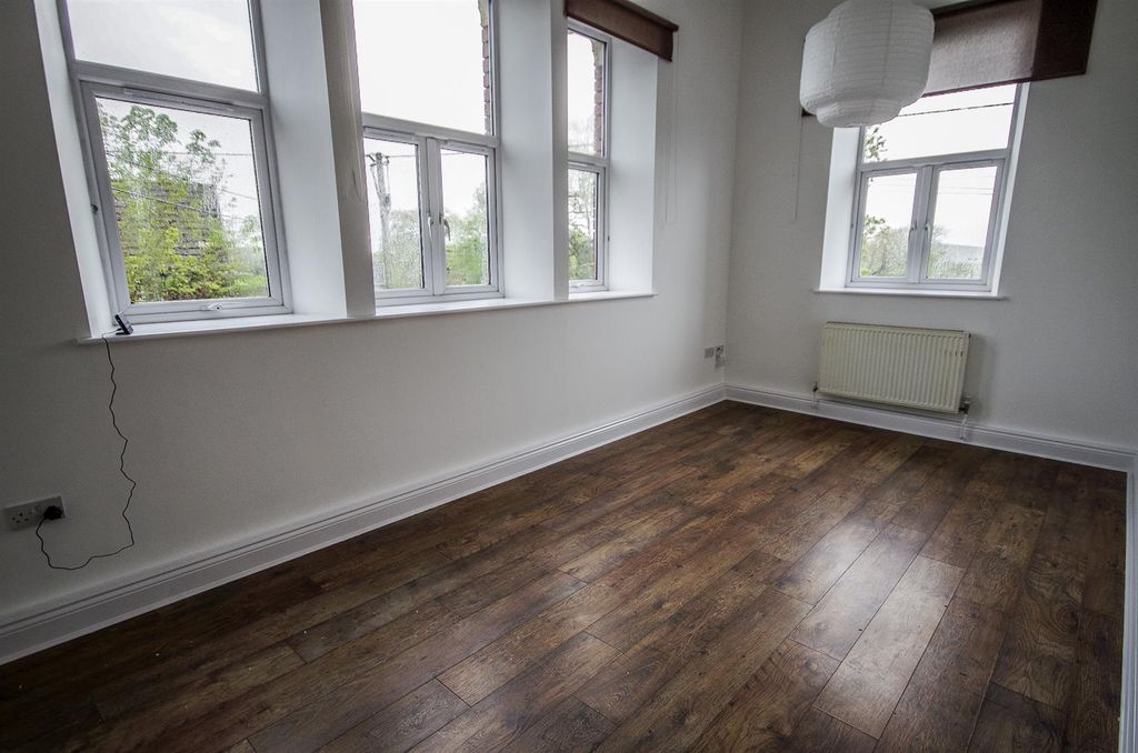 Property photo 2 of 7 10-Imgp2443.Jpg