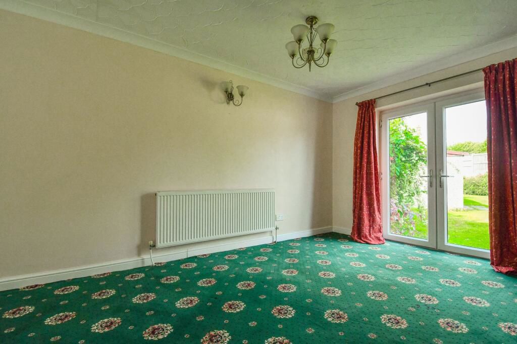 Property photo 3 of 32