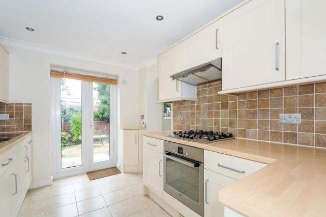 Property photo 2 of 10 Kitchen