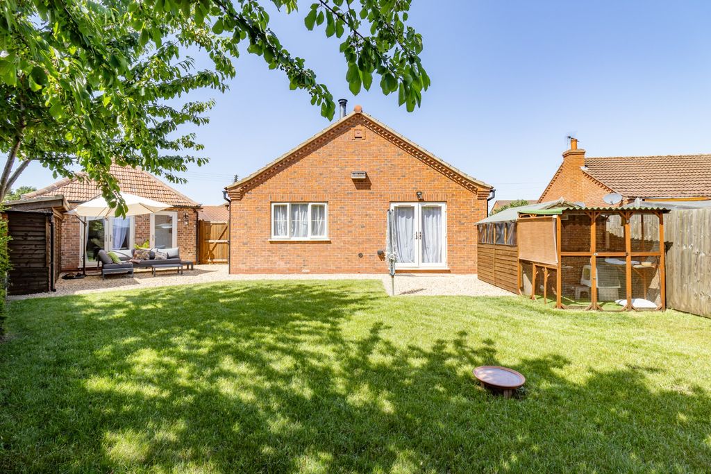 Property photo 2 of 39 5140413