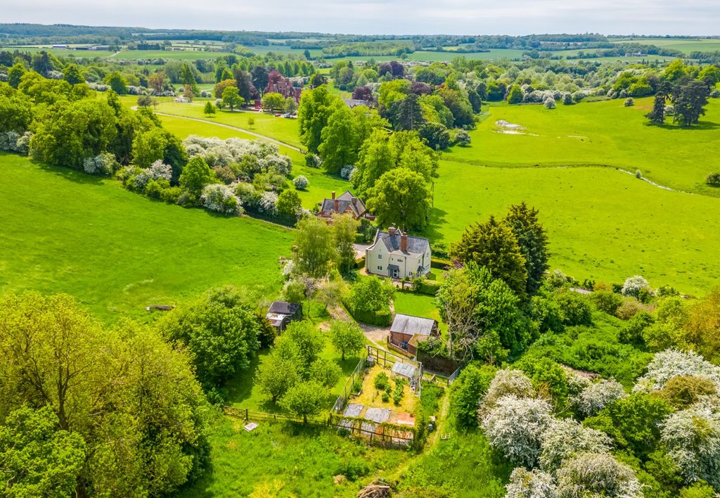 Property photo 1 of 28 Picture No. 03