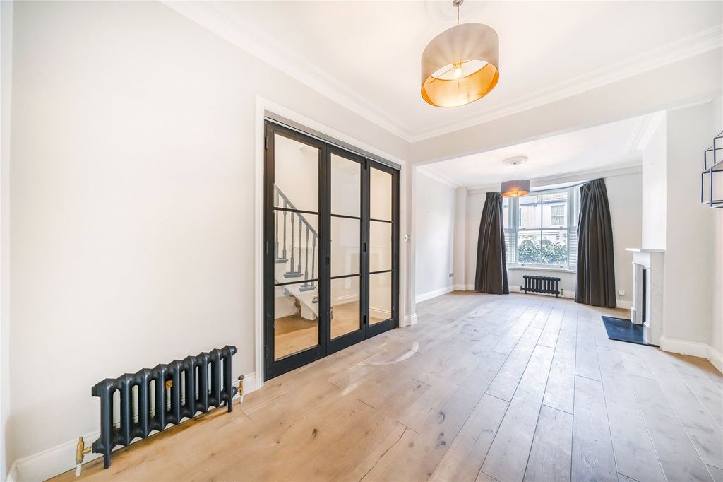 Property photo 2 of 14 Reception