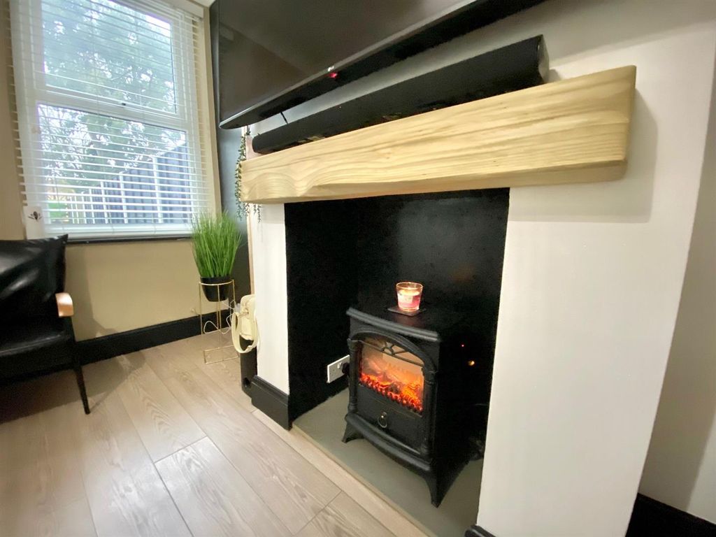 Property photo 2 of 15 66.Jpg