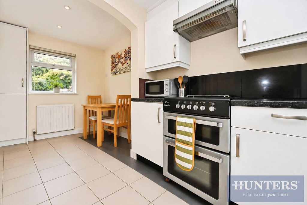 Property photo 2 of 12 0F3c00Ed-Chatgpt 20Image 20Sep 2015 2C 202026 2C 2
