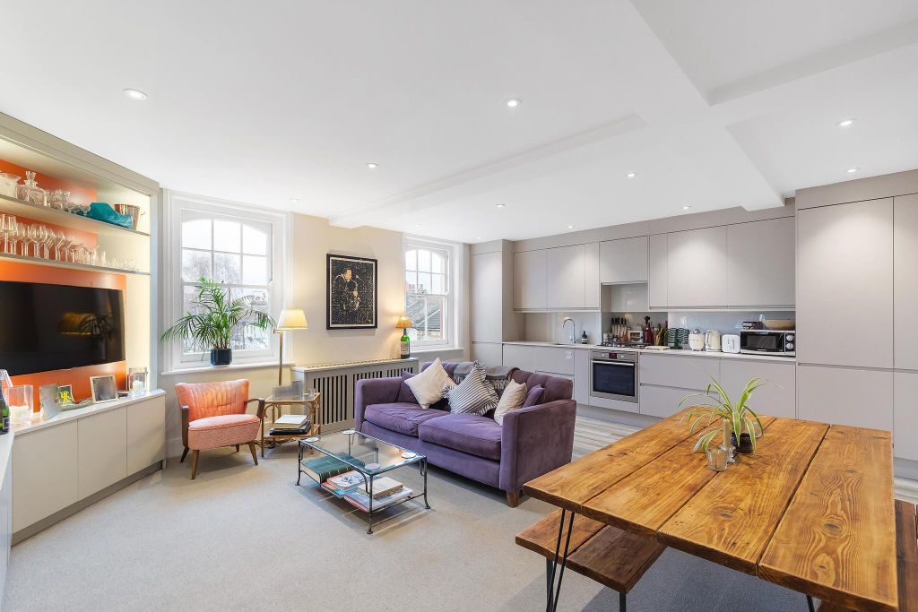 Property photo 1 of 12 Image