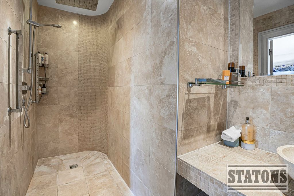 Additional image 15 of 9 bed detached house to rentRush Green, Hertford, Hertfordshire SG13