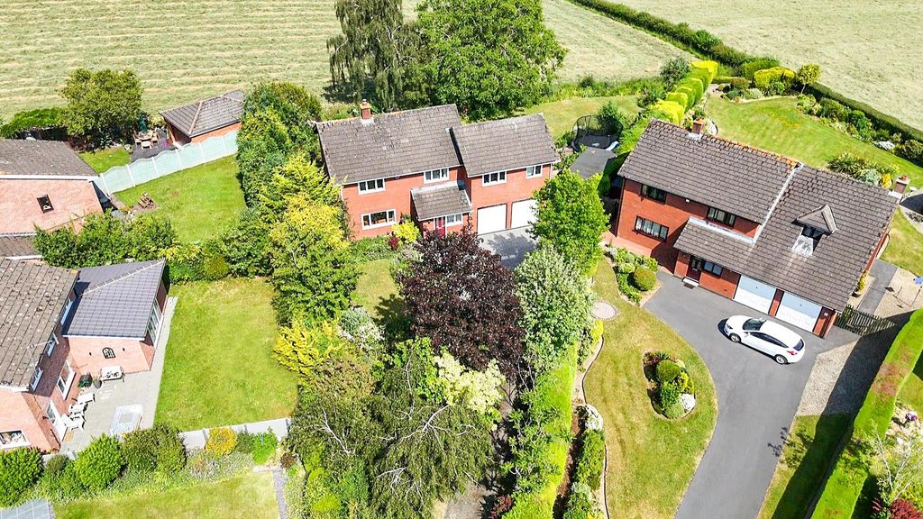 Property photo 1 of 34 Dji_Fly_20260623_152309_0_1782224589254_Photo_Low_