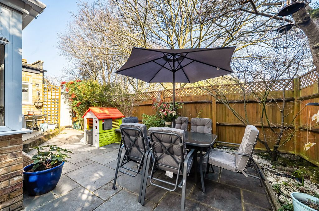 Property photo 3 of 20 1432375-6-69Bbf8d...