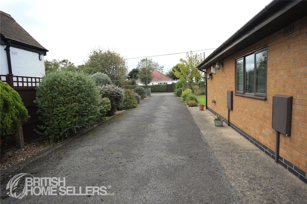 Property photo 2 of 22 2