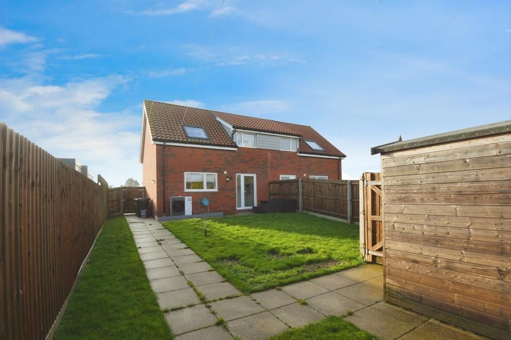 Property photo 3 of 17 Photo 3