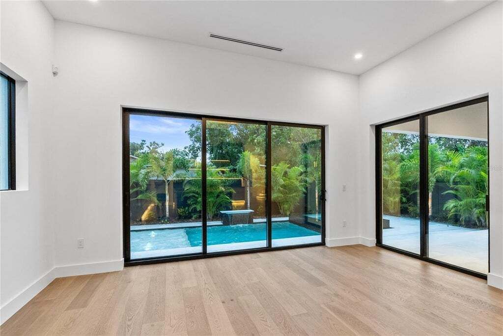 Property photo 2 of 2 <Alttext/>