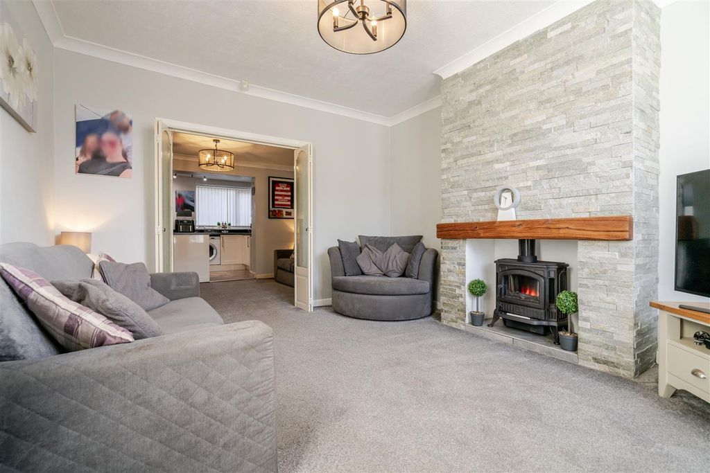 Property photo 3 of 19 Dsc00870 Copy.Jpg