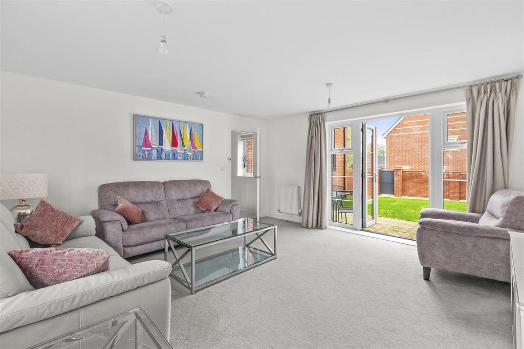 Property photo 2 of 15