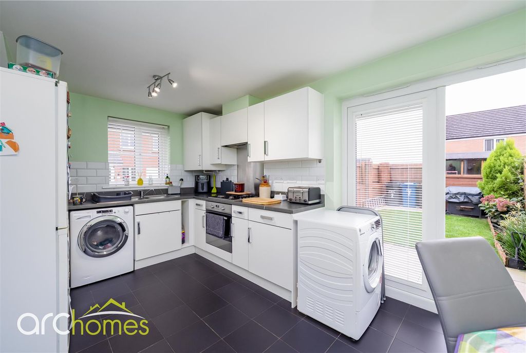 Property photo 3 of 31 Dsc04687-Edit.Jpg