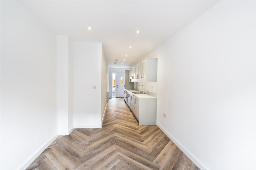 Property photo 3 of 15 _A7R5415-Hdr.Jpg