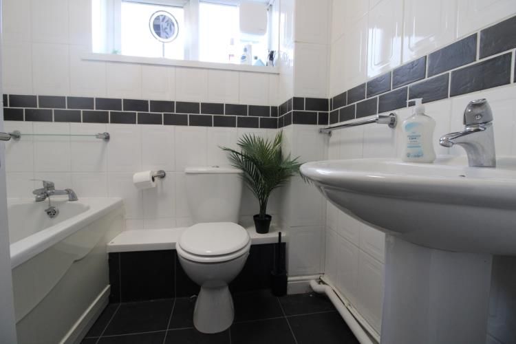 Property photo 3 of 8 Img_5453