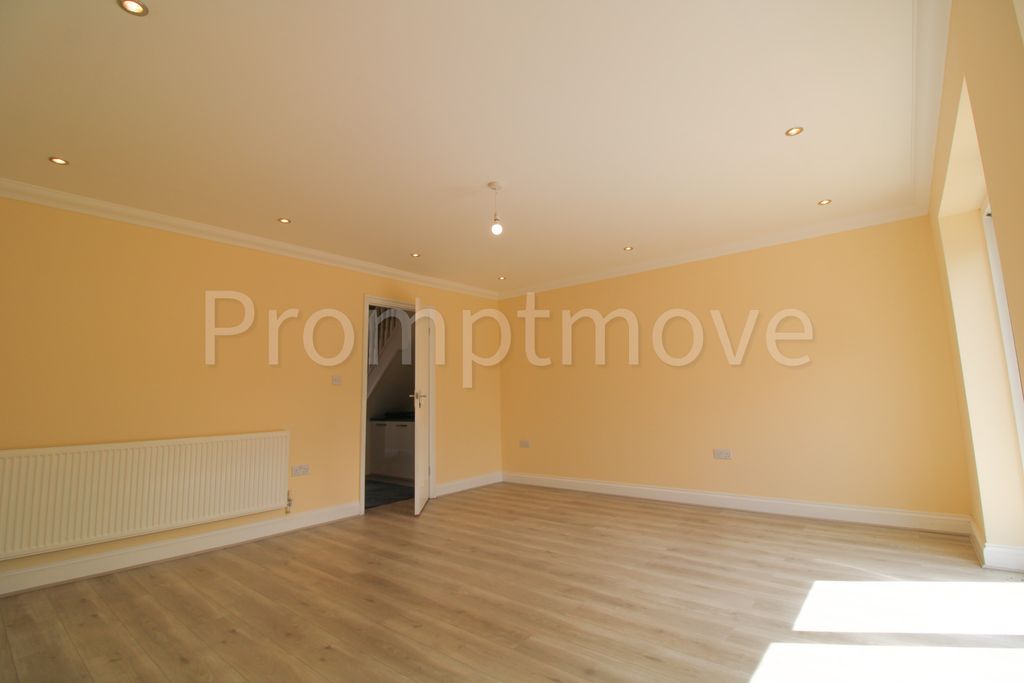 Property photo 3 of 9 Na