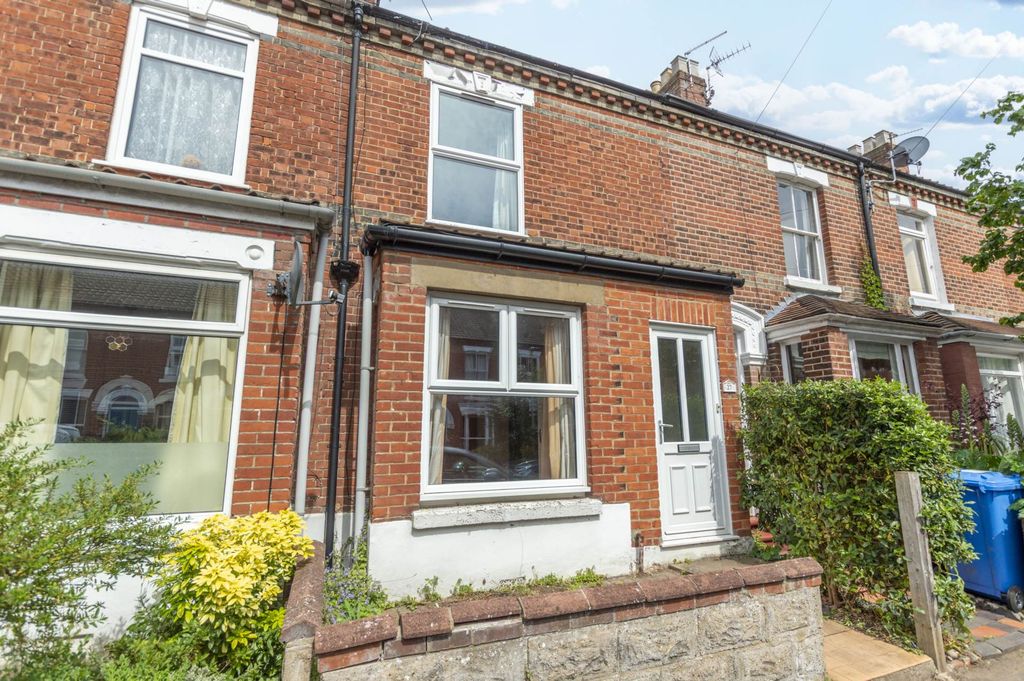 Property photo 1 of 12