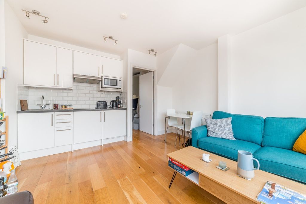 Property photo 1 of 5