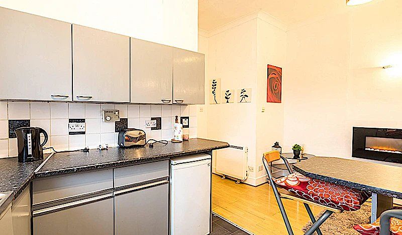 Property photo 3 of 8 Photo 3