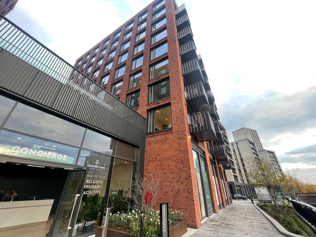 Property photo 2 of 10