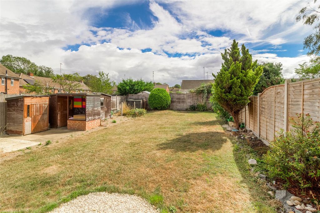 Property photo 2 of 16 Rear Garden