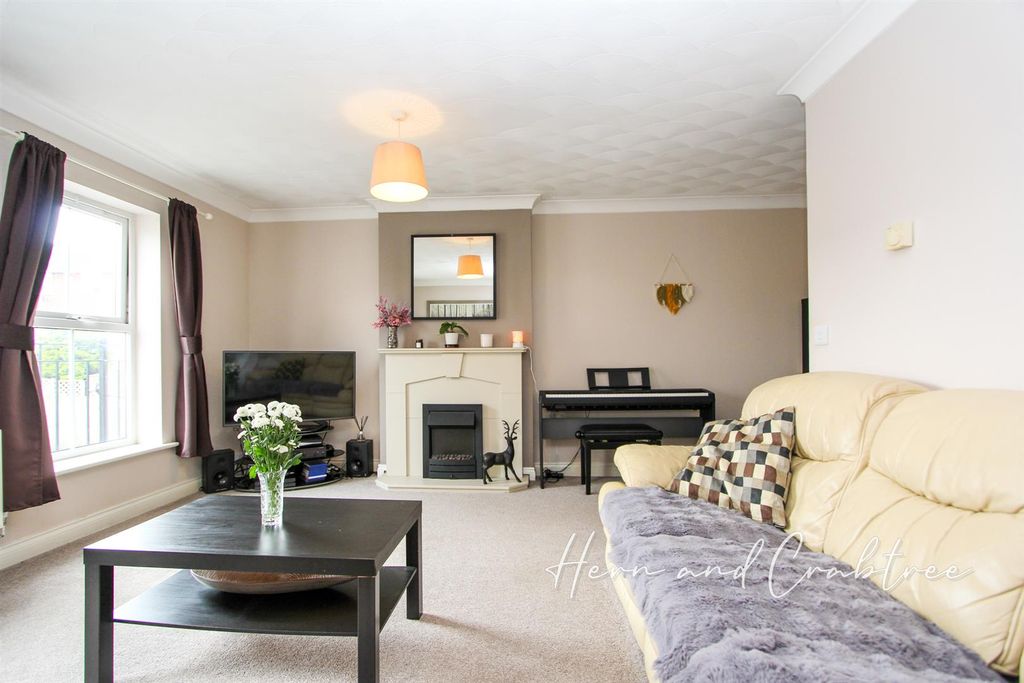 Property photo 3 of 30 Img_9717.Jpg